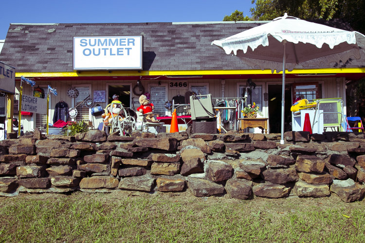 In photos: Memphis gets thrifty on Summer Avenue