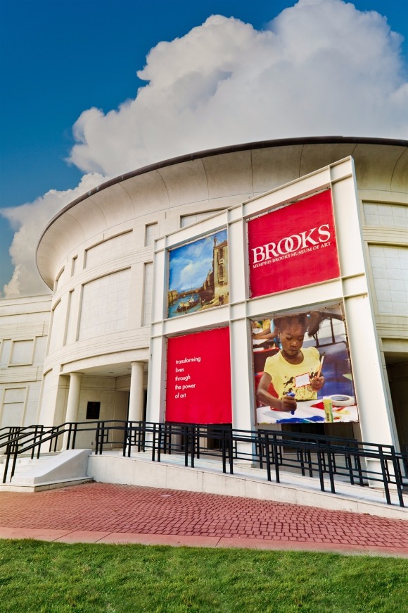 The exterior of the Brooks Museum, at 1934 Poplar Avenue in Overton Park. (Kevin Barre) 